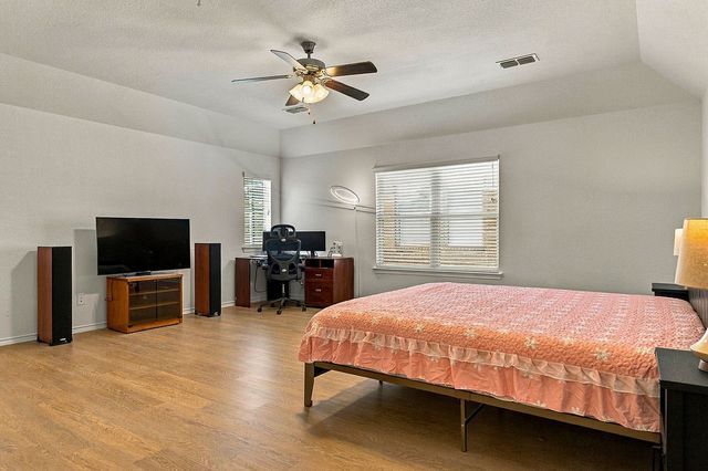 9220 Bronze Meadow Drive, Fort Worth, TX 76131