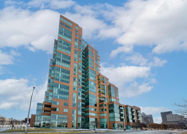 222 E Witherspoon St 806, Louisville, KY 40202