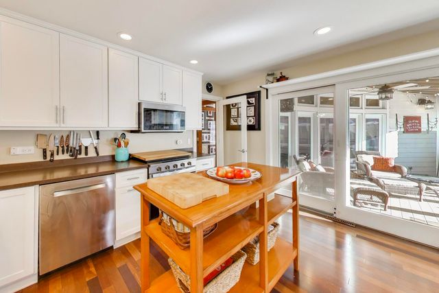 315 S OAK Street, Palatine, IL 60067