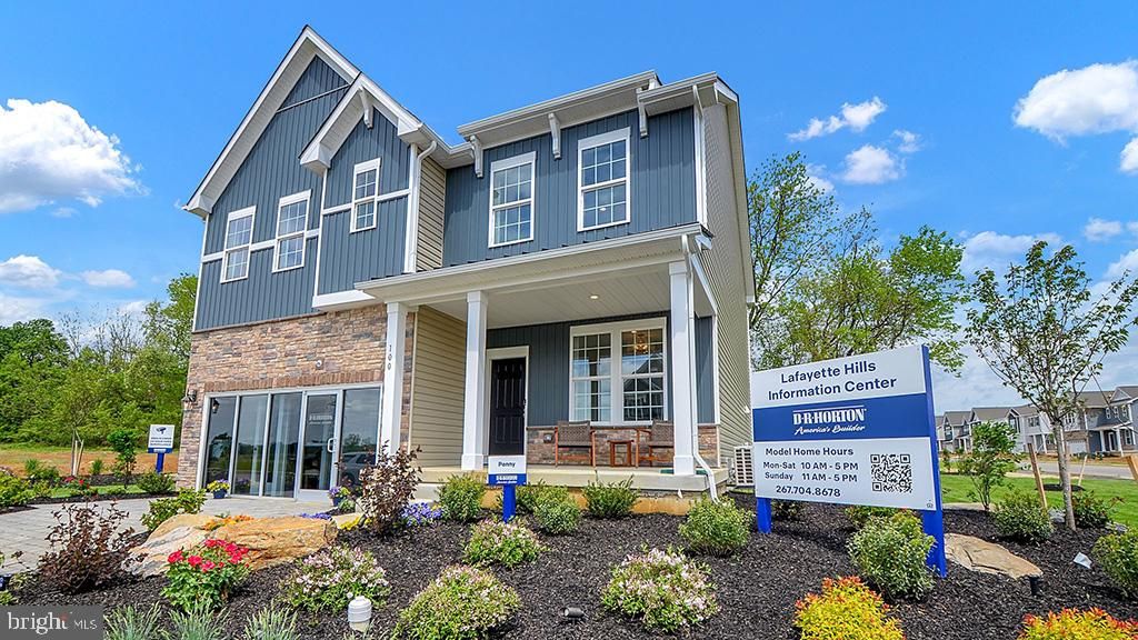 541 TROLLEY LN, Sellersville, PA 18960