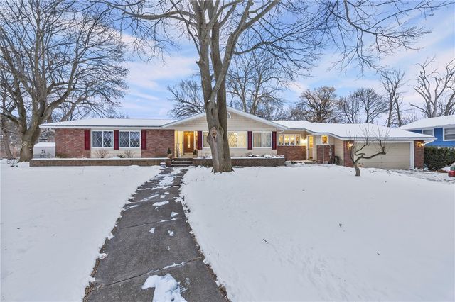 74 Creek Meadow Lane, Greece, NY 14626