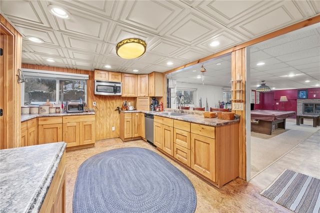 74 Creek Meadow Lane, Greece, NY 14626