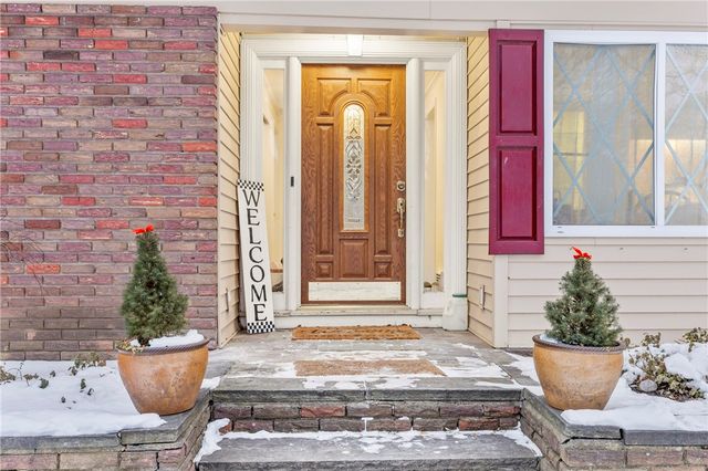 74 Creek Meadow Lane, Greece, NY 14626