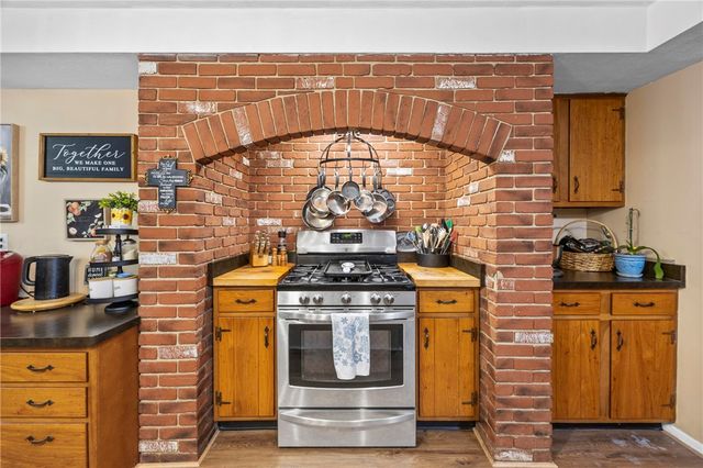 74 Creek Meadow Lane, Greece, NY 14626