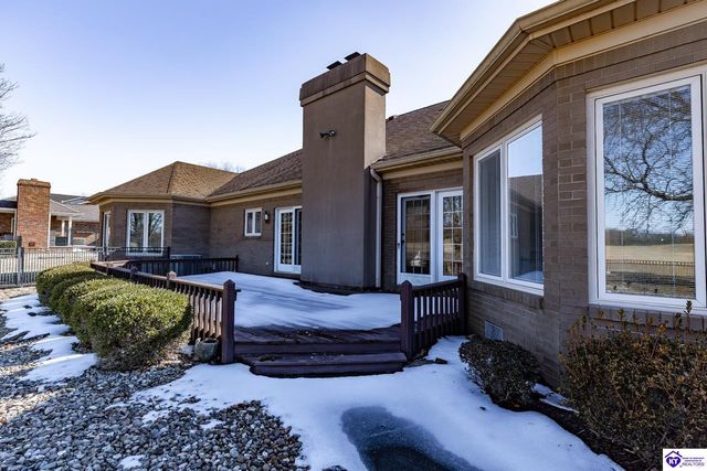 909 Lakeside Drive, Elizabethtown, KY 42701