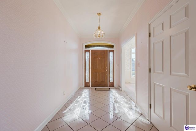 909 Lakeside Drive, Elizabethtown, KY 42701