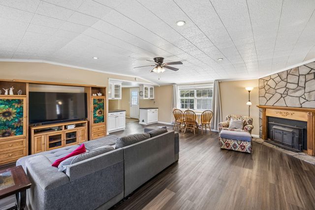 458 Bonavista Lane, Tunnel Hill, GA 30755