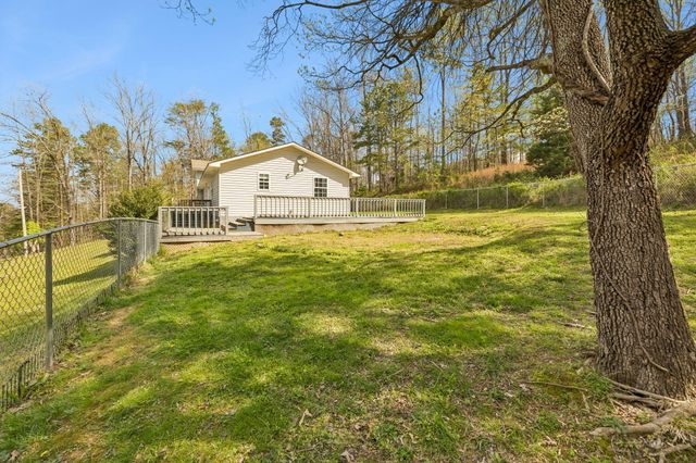 458 Bonavista Lane, Tunnel Hill, GA 30755