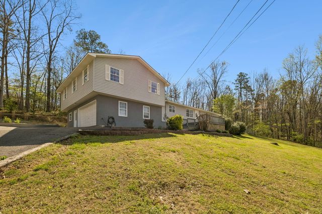 458 Bonavista Lane, Tunnel Hill, GA 30755
