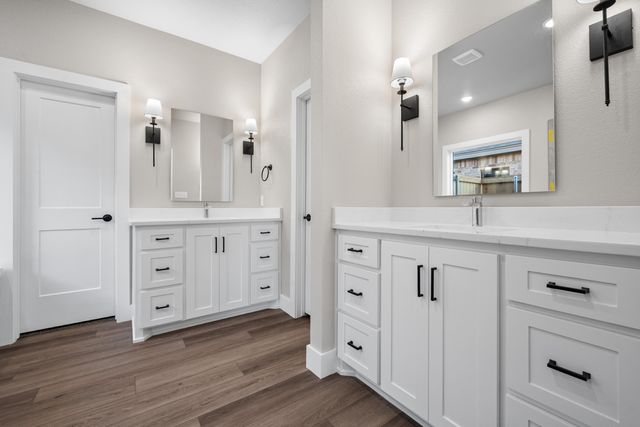 1123 N 6th Street, Wolfforth, TX 79382