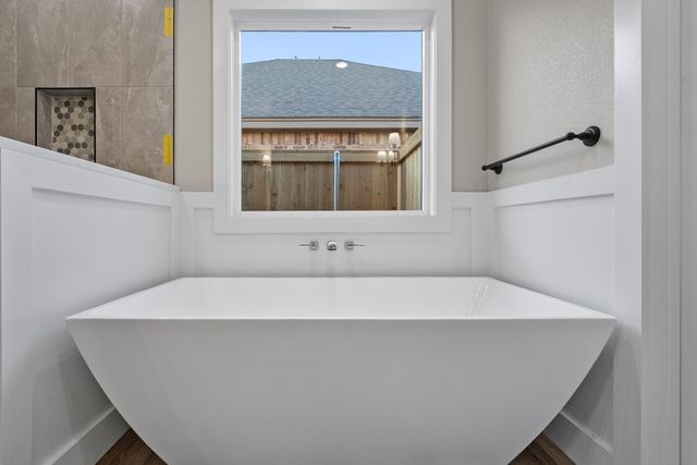 1123 N 6th Street, Wolfforth, TX 79382