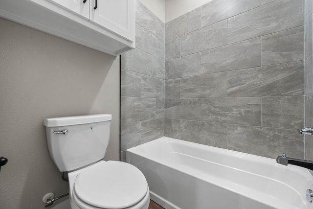 1123 N 6th Street, Wolfforth, TX 79382