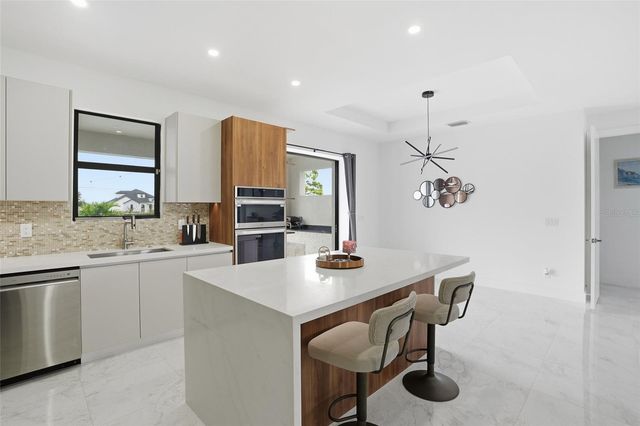 1720 NW 15TH PLACE, Cape Coral, FL 33993