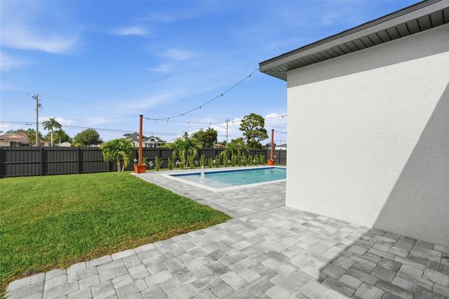 1720 NW 15TH PLACE, Cape Coral, FL 33993