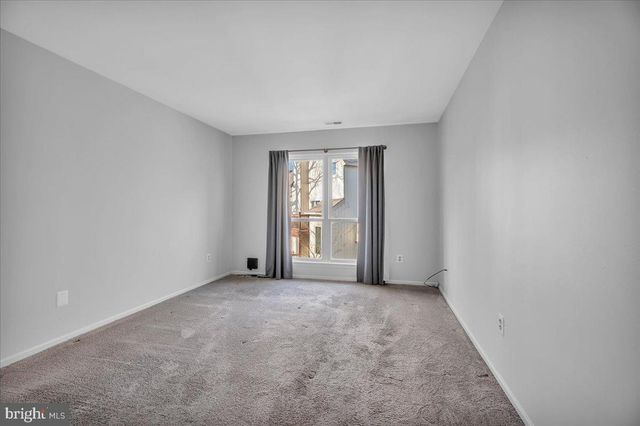183 WOODLAKE DR, Marlton, NJ 08053