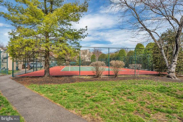 183 WOODLAKE DR, Marlton, NJ 08053