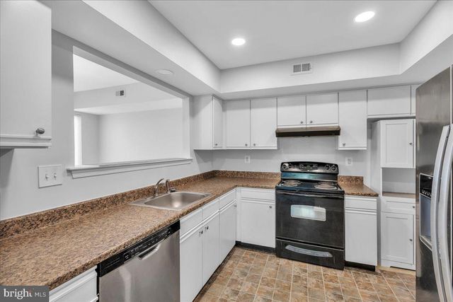 183 WOODLAKE DR, Marlton, NJ 08053
