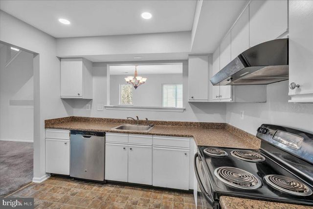 183 WOODLAKE DR, Marlton, NJ 08053