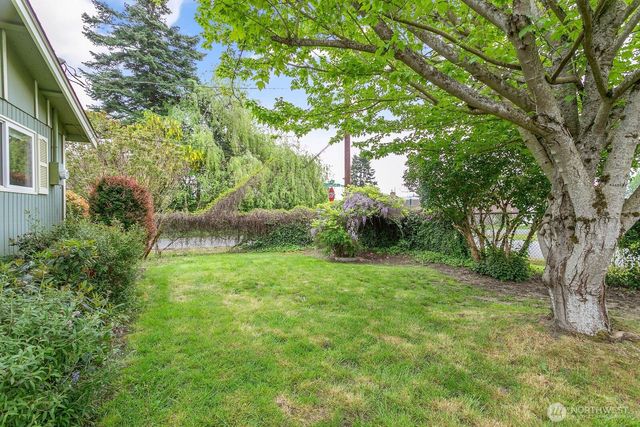 2700 Xenia Street, Bellingham, WA 98226
