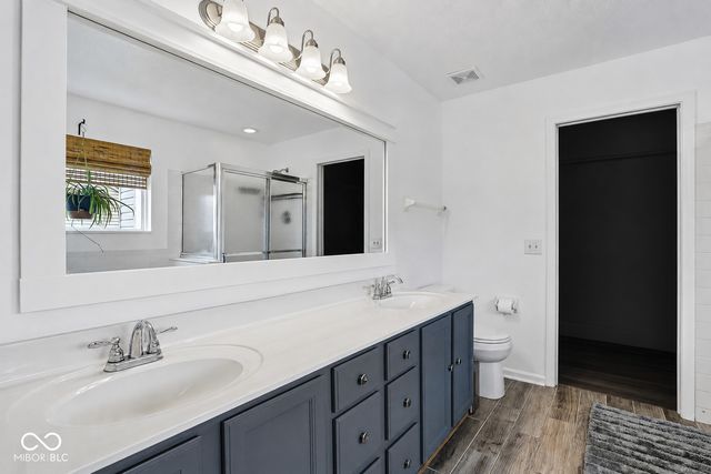 7974 Cobblesprings Drive, Avon, IN 46123