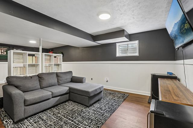 7974 Cobblesprings Drive, Avon, IN 46123