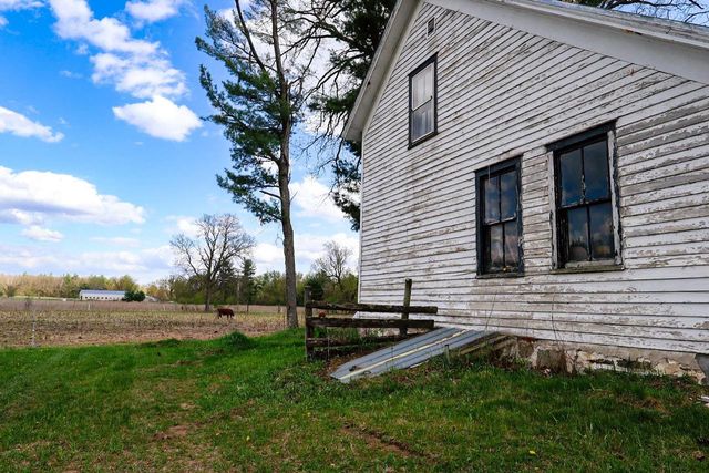 N8738 11TH COURT, Westfield, WI 53964