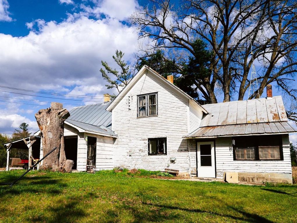 N8738 11TH COURT, Westfield, WI 53964