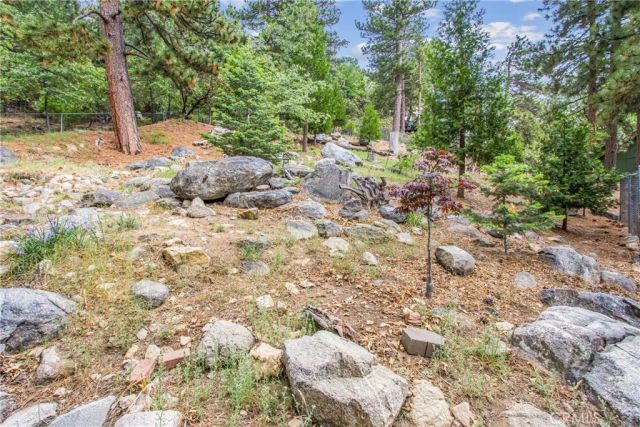 6429 Cedar Avenue, Angelus Oaks, CA 92305