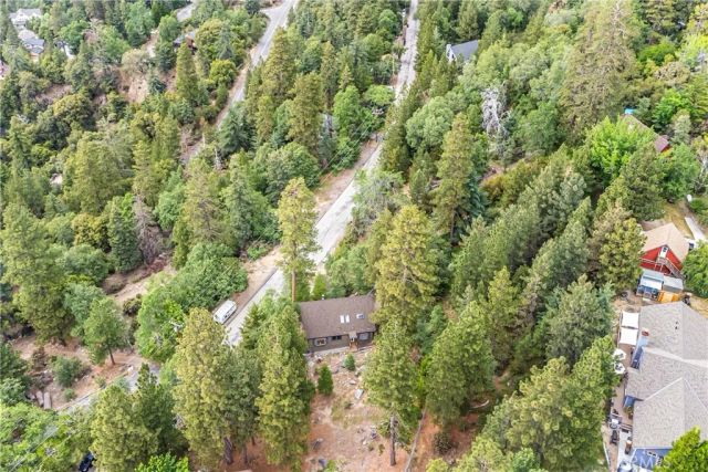 6429 Cedar Avenue, Angelus Oaks, CA 92305