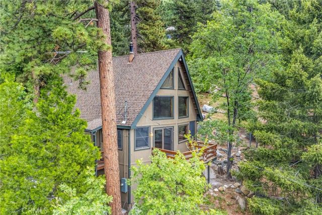 6429 Cedar Avenue, Angelus Oaks, CA 92305