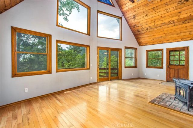 6429 Cedar Avenue, Angelus Oaks, CA 92305