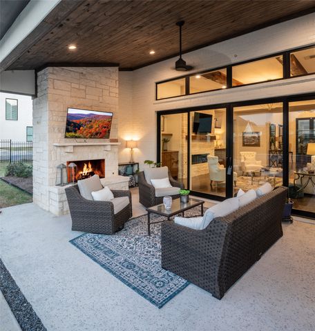 313 Knights Trail, Heath, TX 75032