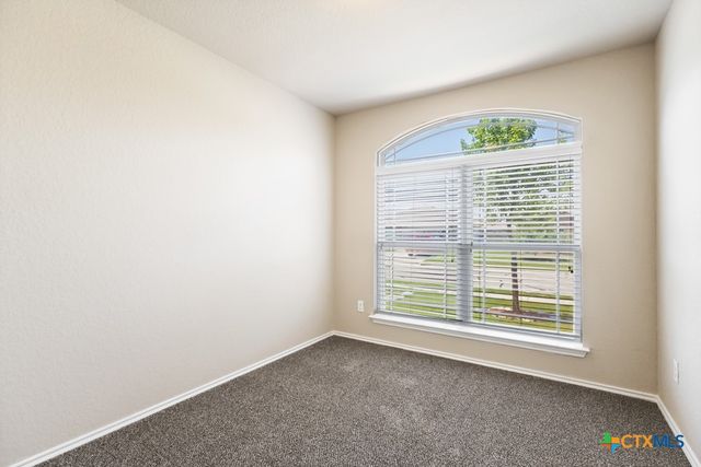 1533 Redbridge Drive, Seguin, TX 78155