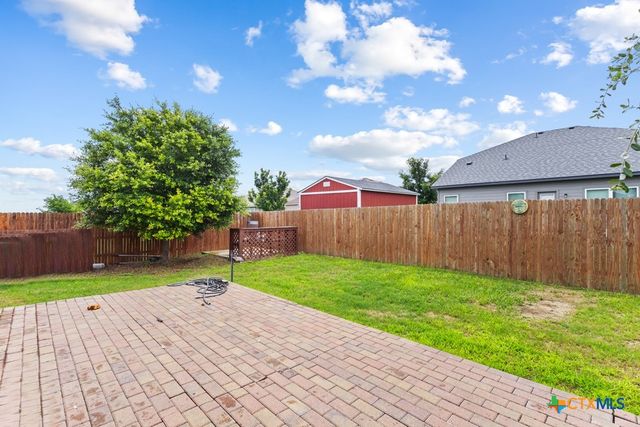 1533 Redbridge Drive, Seguin, TX 78155