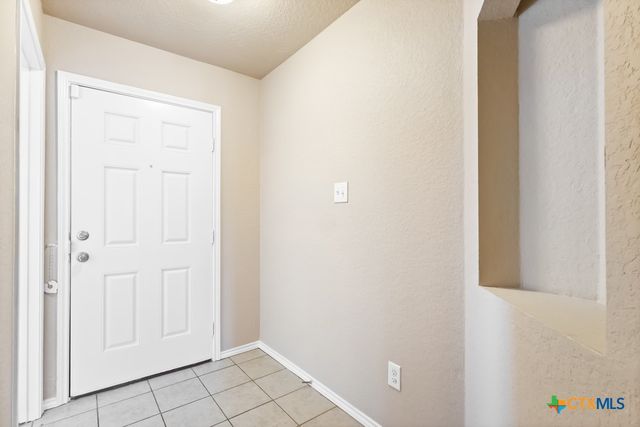 1533 Redbridge Drive, Seguin, TX 78155