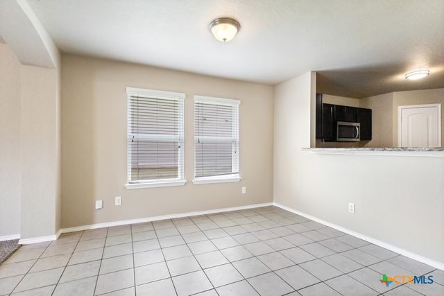 1533 Redbridge Drive, Seguin, TX 78155