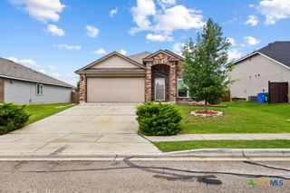 1533 Redbridge Drive, Seguin, TX 78155