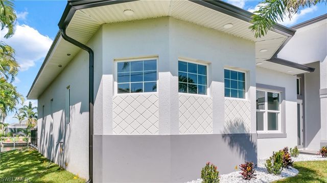 2563 SW 27th AVE, Cape Coral, FL 33914