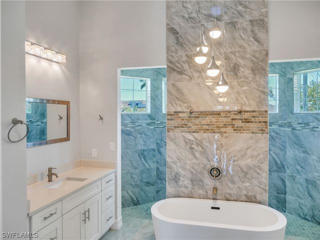 2563 SW 27th AVE, Cape Coral, FL 33914