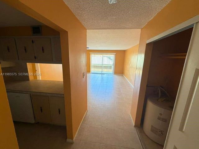 4848 NW 24th Court 232, Lauderdale Lakes, FL 33313