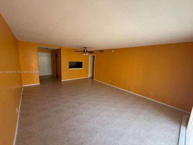 4848 NW 24th Court 232, Lauderdale Lakes, FL 33313