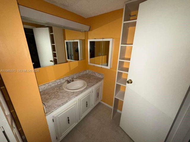 4848 NW 24th Court 232, Lauderdale Lakes, FL 33313