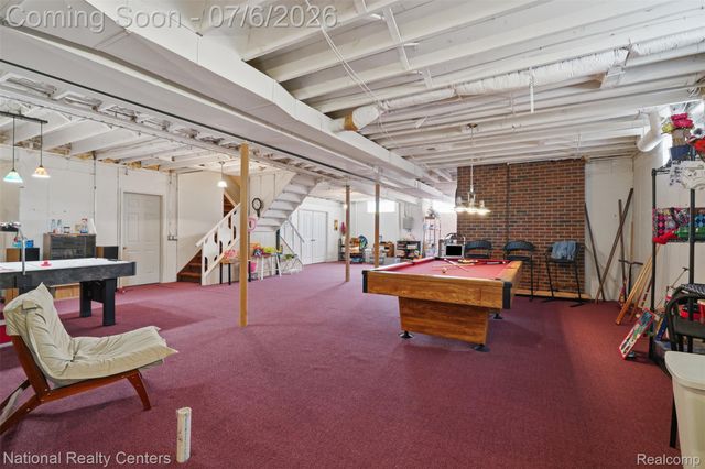 20175 Gill Road, Livonia, MI 48152