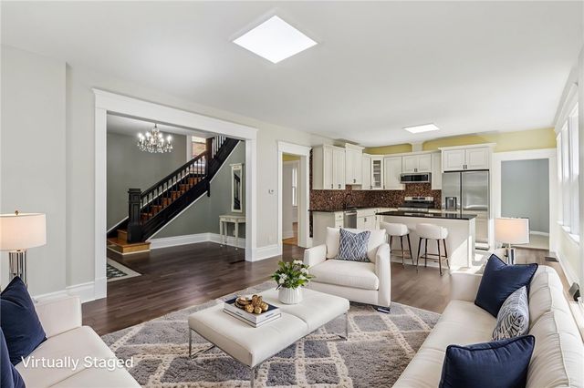 407 E LINCOLN AVENUE, New Castle, PA 16101