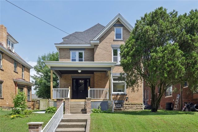 407 E LINCOLN AVENUE, New Castle, PA 16101