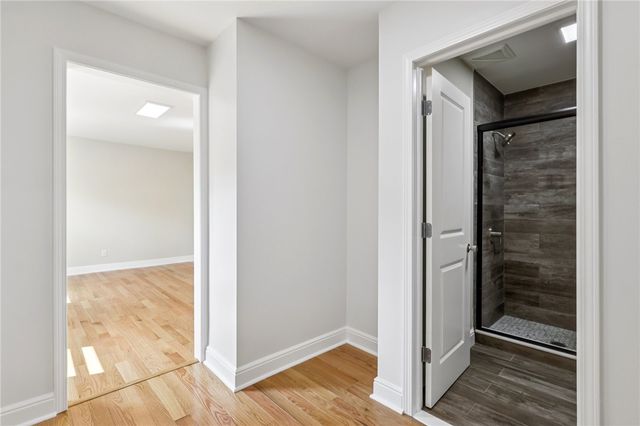 407 E LINCOLN AVENUE, New Castle, PA 16101