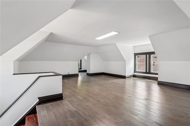 407 E LINCOLN AVENUE, New Castle, PA 16101