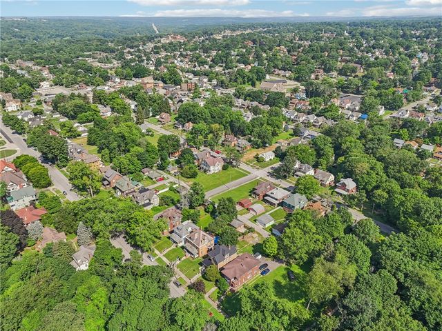 407 E LINCOLN AVENUE, New Castle, PA 16101