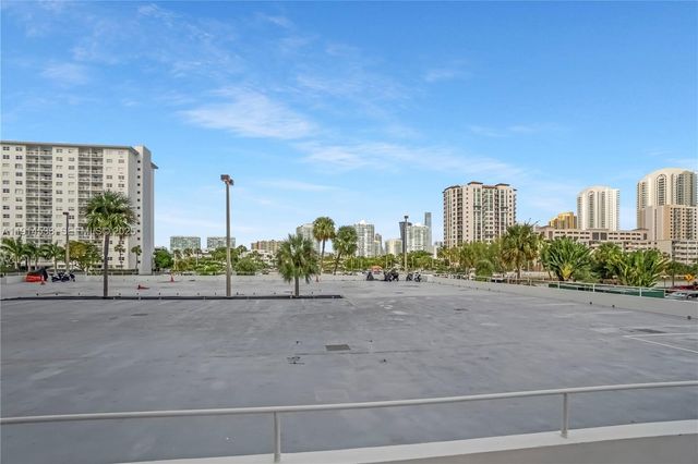 500 Bayview Drive 125, Sunny Isles Beach, FL 33160