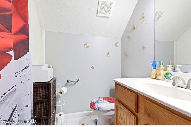 13122 Claybourne Cove, Olive Branch, MS 38654